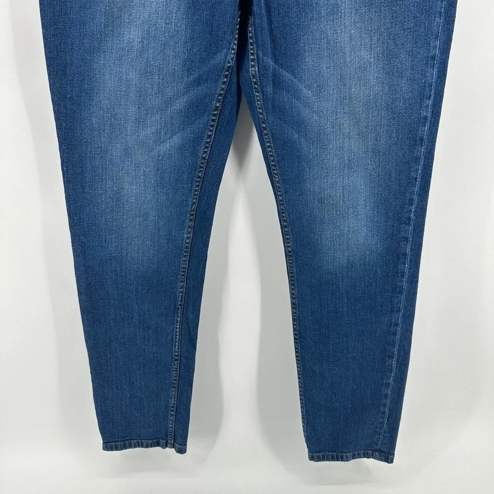 Izod Jeans Mens 36x34‎ Blue Stretch Denim Slim Tapered Fit Mid Rise Classic
